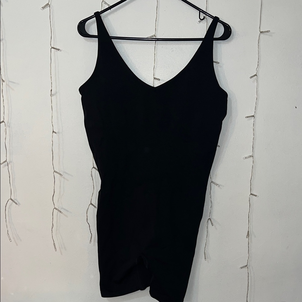 Black Sleeveless V-Neck romper